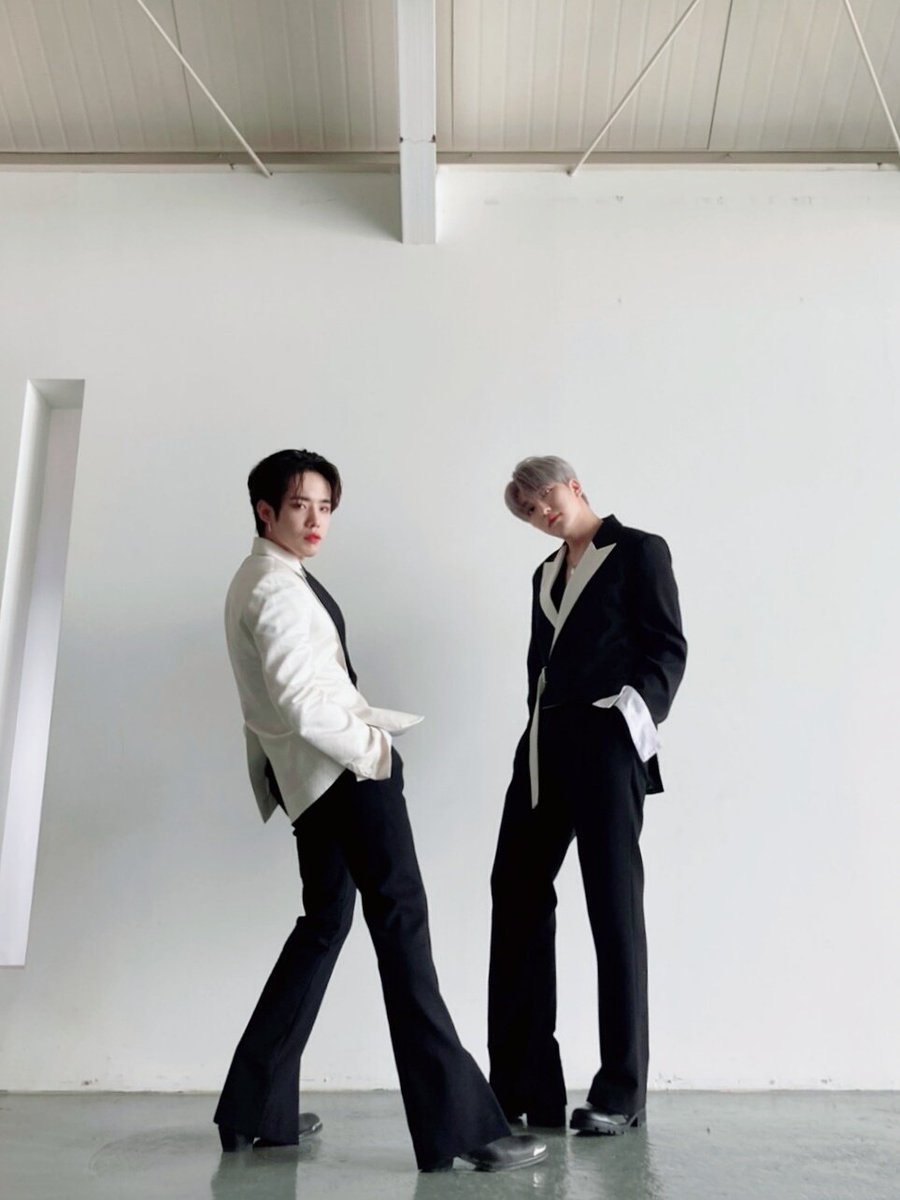 Xen_OmegaX's tweet photo. 우리도 모델즈😵
@Sebin_OmegaX

#OMEGA_X #오메가엑스
#XEN #세빈 https://t.co/irnJbzkMfR
