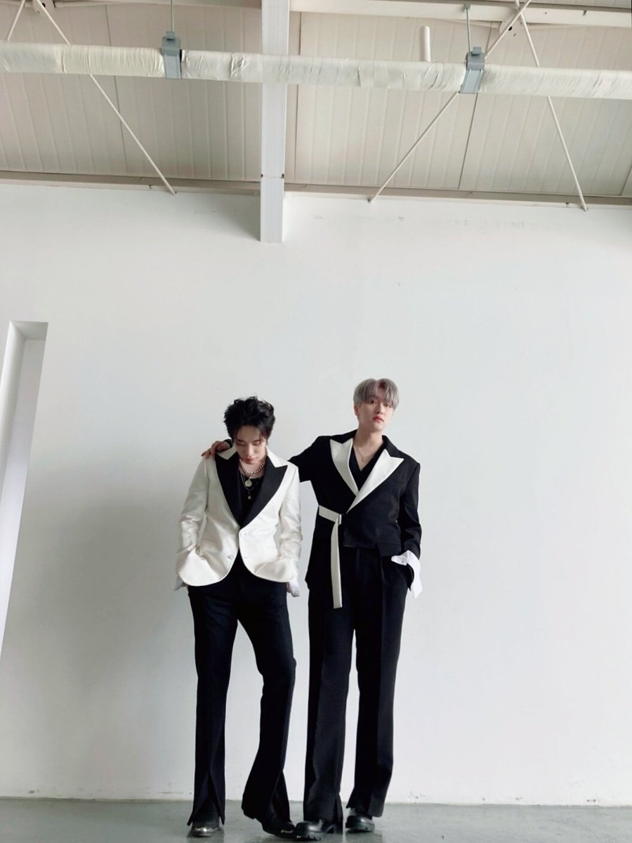 Xen_OmegaX's tweet photo. 우리도 모델즈😵
@Sebin_OmegaX

#OMEGA_X #오메가엑스
#XEN #세빈 https://t.co/irnJbzkMfR