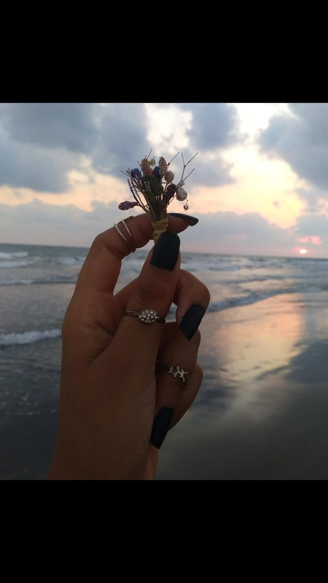 ''Siyah aşıklarına gelsin o zaman 😂🖤'' dedi. <a href="/nimet_gulle/">Nimet</a> 💅💐☺️