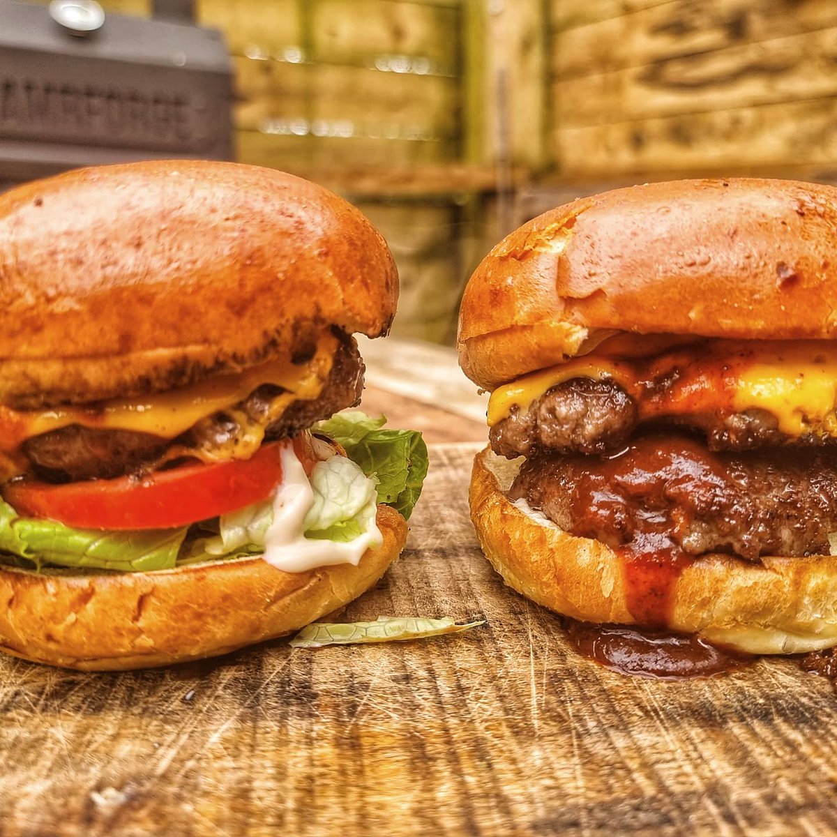 devonwoodsmoke's tweet photo. Which you going to reach for❓

A. Thick and juicy cheeseburger with all the trimmings 

B. Dirty double smashburger with Chipotle sauce

#burgerporn #burger #cheeseburger #hamburger #burgers #burgertime #burgerlovers #fastfood #burgerlove #hamburguer #smashburger #foodporn #food https://t.co/BdMJ3aYbVM