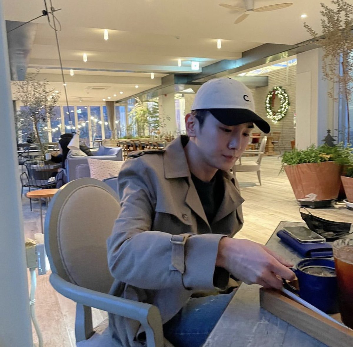 bumkeystagram's tweet photo. 괜히 뜨거운거 시켜서 증말 ... 어휴 지겨와

https://t.co/3ir1N23DEC https://t.co/xFhxe8jgfq
