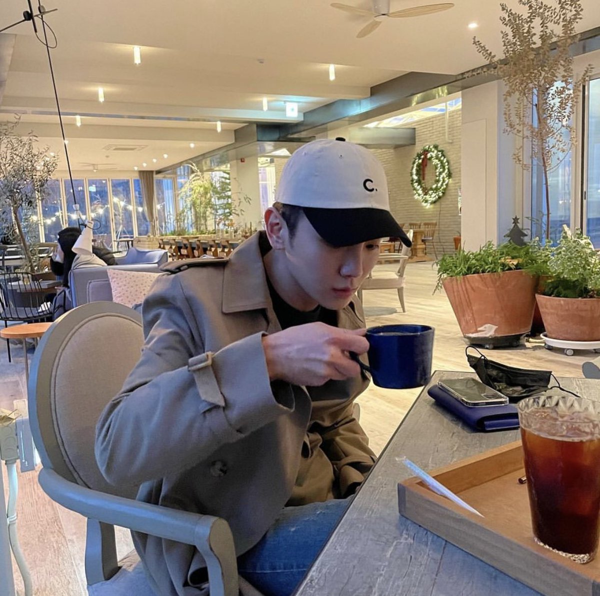 bumkeystagram's tweet photo. 괜히 뜨거운거 시켜서 증말 ... 어휴 지겨와

https://t.co/3ir1N23DEC https://t.co/xFhxe8jgfq