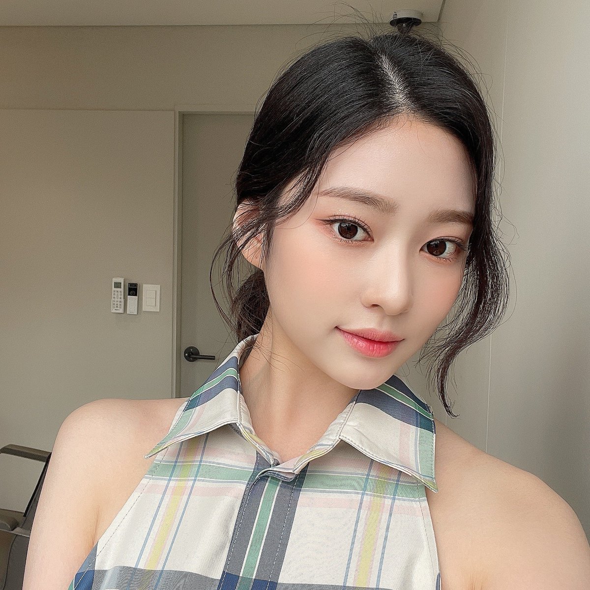 mjfoIder's tweet photo. she's so pretty https://t.co/ohl2AKS0zA