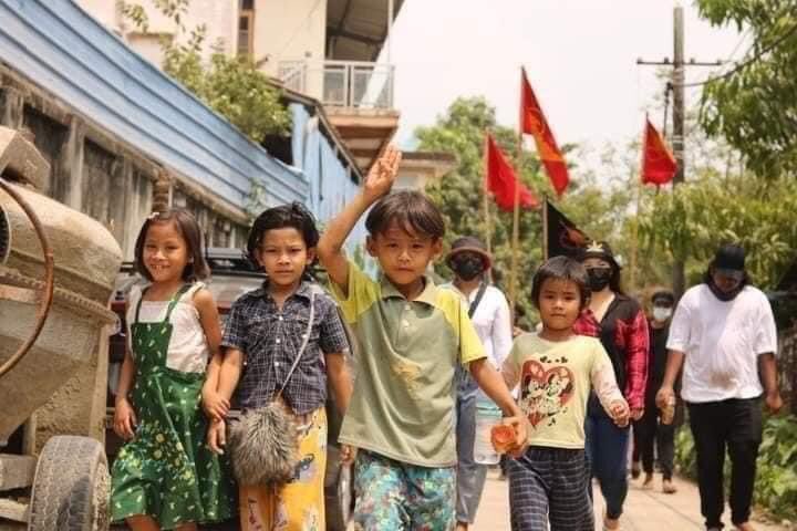 Protesters are using under age in Myanmar. <a href="/UN/">United Nations</a> <a href="/UNinMyanmar/">United Nations in Myanmar</a> <a href="/antonioguterres/">António Guterres</a> <a href="/UNICEF/">UNICEF</a> <a href="/cnni/">CNN International</a> @MayWongCNA