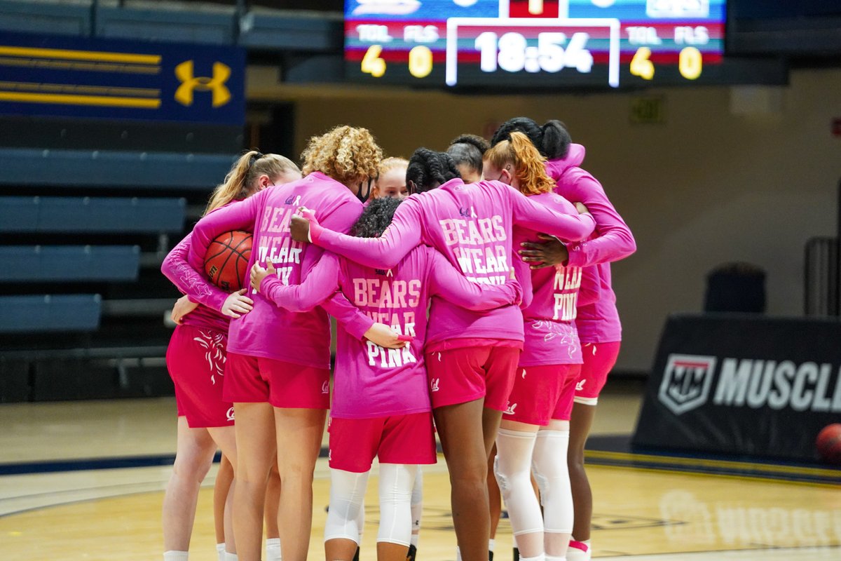 CalWBBall's tweet photo. The #CalWBBFam is forever connected. https://t.co/4Q22YSOMQj