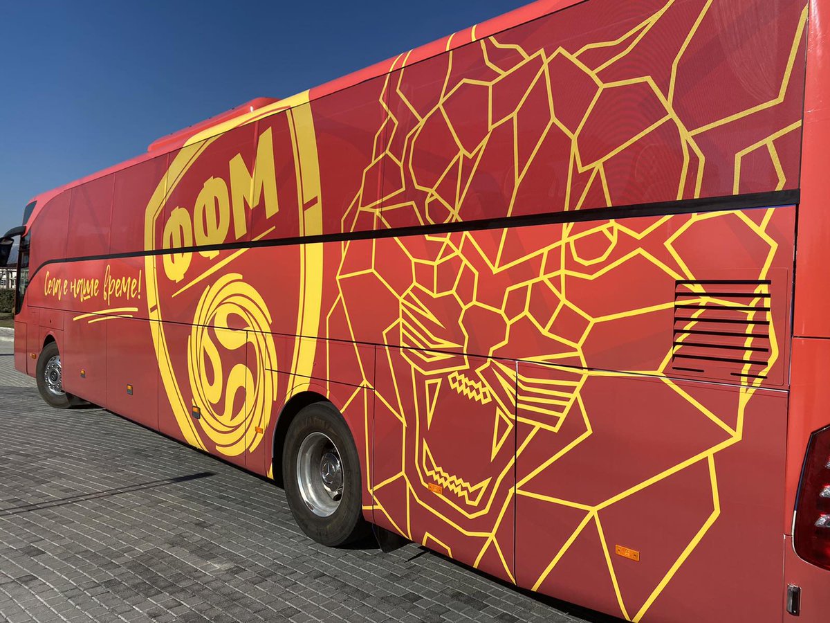 ffmmkd's tweet photo. Затоашто #СегаЕНашеВреме! 🚌😎⚽🇲🇰

#НапредМакедонија https://t.co/owHSom38Vh