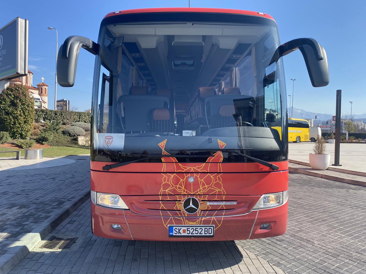 ffmmkd's tweet photo. Затоашто #СегаЕНашеВреме! 🚌😎⚽🇲🇰

#НапредМакедонија https://t.co/owHSom38Vh