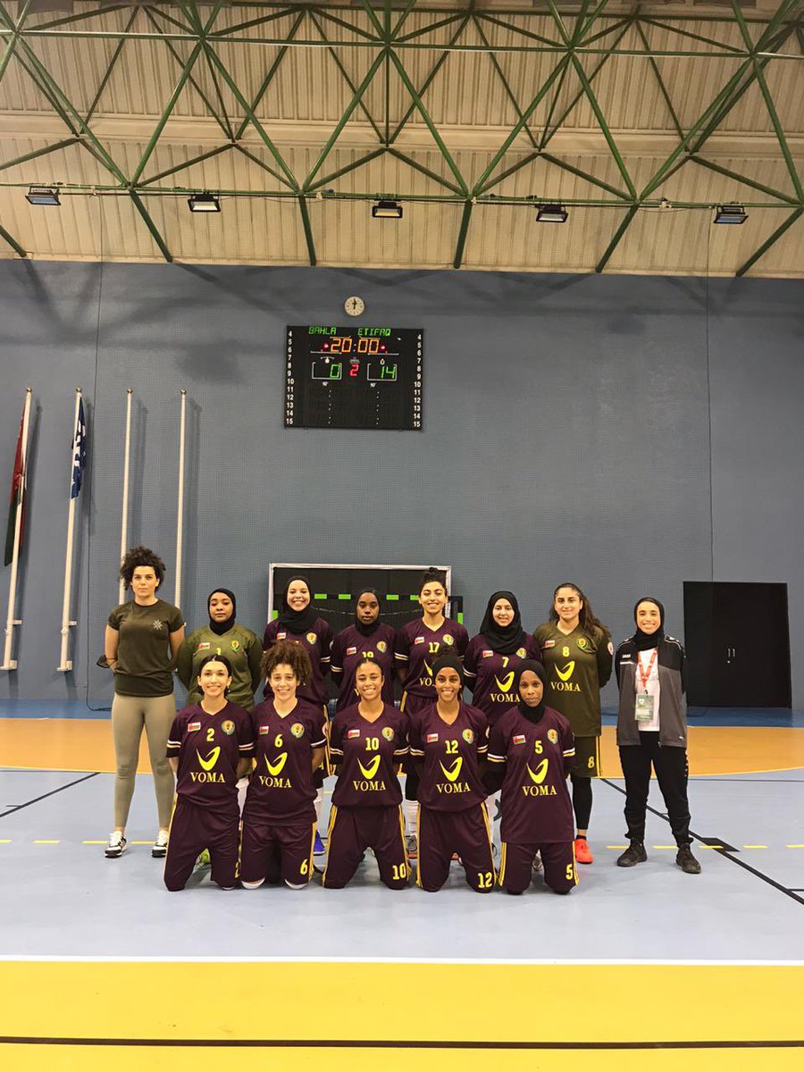 hunnaoman's tweet photo. فوز نادي الإتفاق على نادي بهلا ١��-٠ 
ضمن مواجهات الجولة الثانية لدوري كرة القدم النسائية للصالات 

#لهُنَّ_بَصمة 
#TheyLeaveaMark https://t.co/NnIRVJo4pm