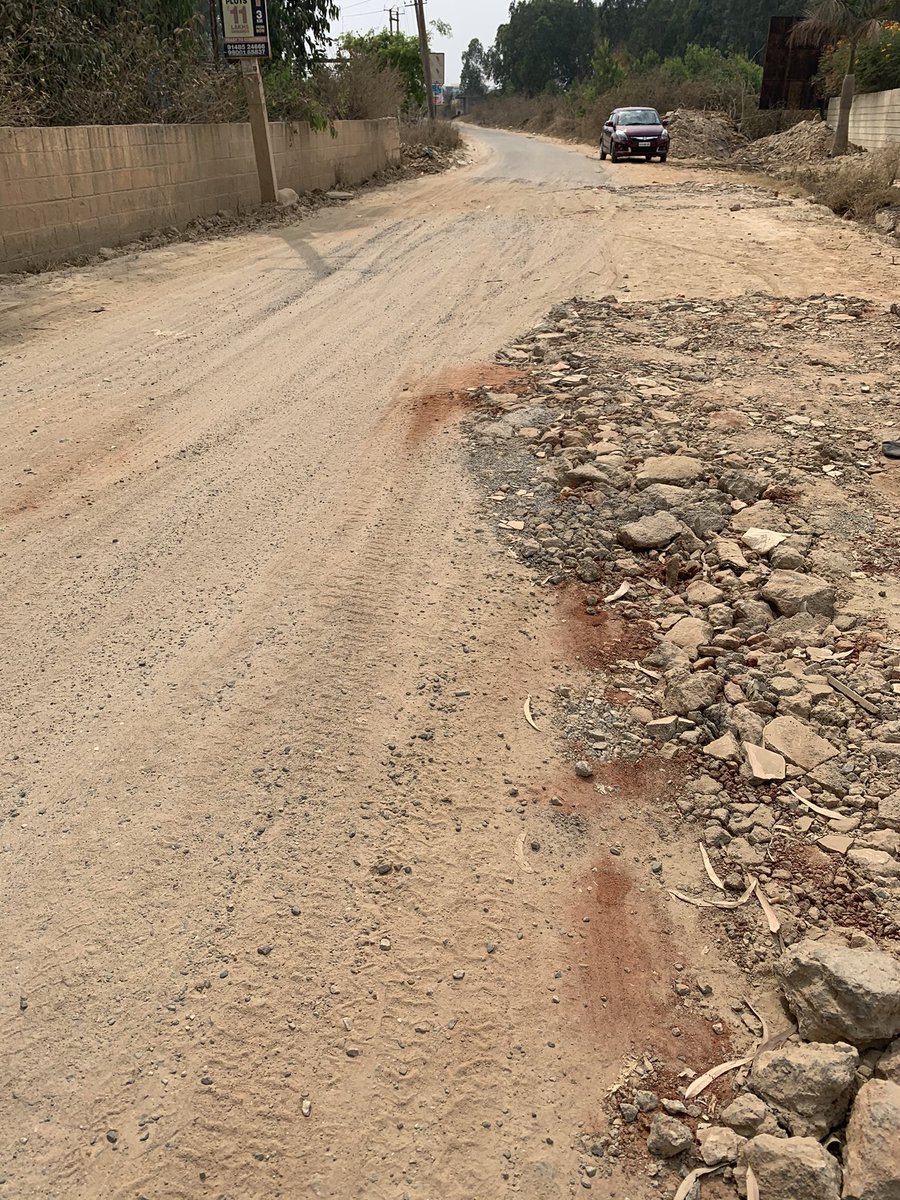 pen2yogi's tweet photo. @MLAShivanna @DKSureshINC please  help to build the https://t.co/rugfFI2Lqm’s a non motor-able road and rainy season about to https://t.co/Wkf9cn78OD going kids will be suffering a lot. @nitin2kool @mithilesh_k https://t.co/82pZmmNyrk