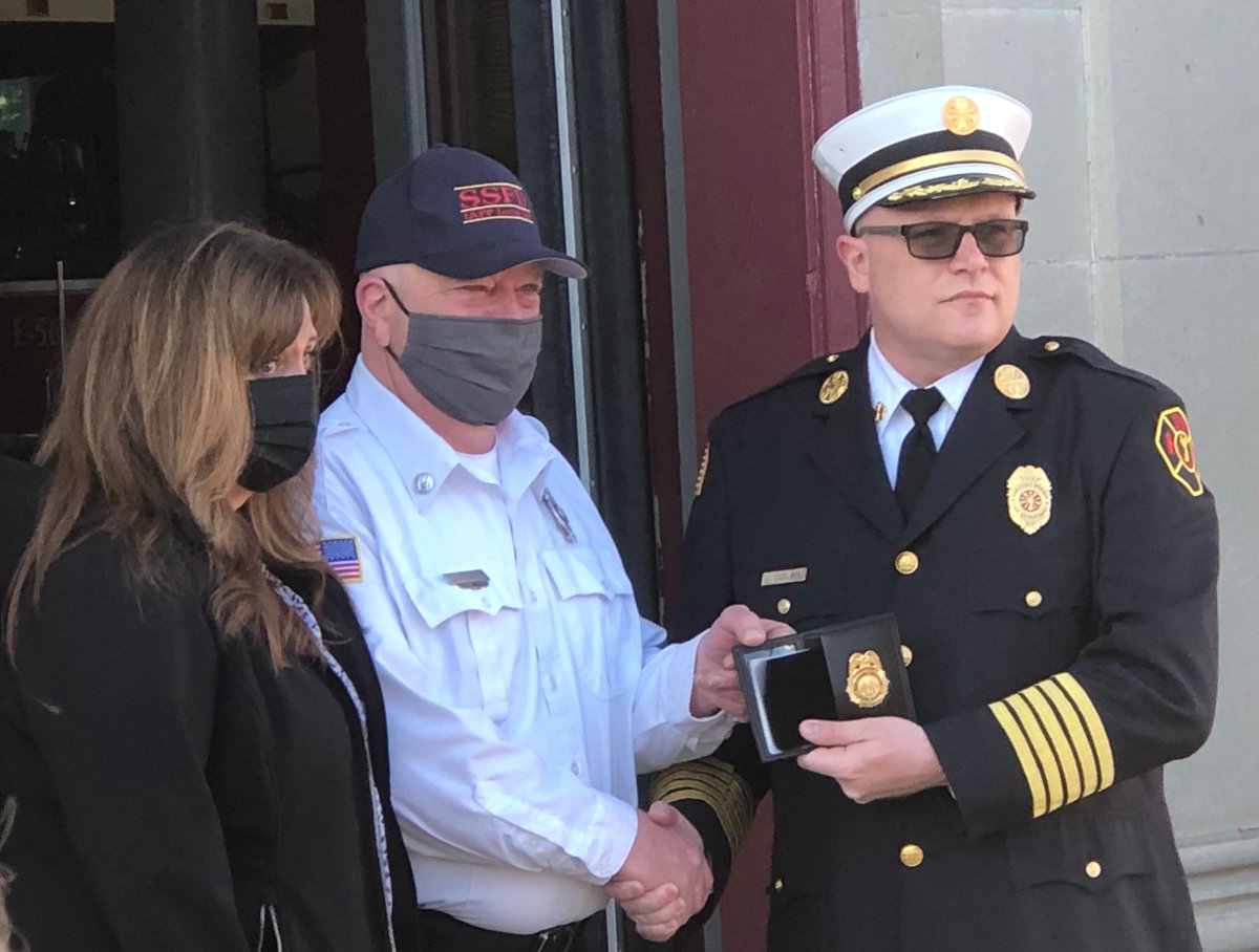 CapTechRescue's tweet image. Congrats to CTR Instructor John Stewart who retired this morning from the City of Saratoga Springs Fire Department after 27 years of service. SSFD honored him with a nice walking out ceremony after his last tour of duty.