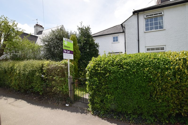 1 bed Maisonette - Heol Y Deri  1 bath #Cardiff. #Rhiwbina £150,000 ap53.co/UYGiuQG
