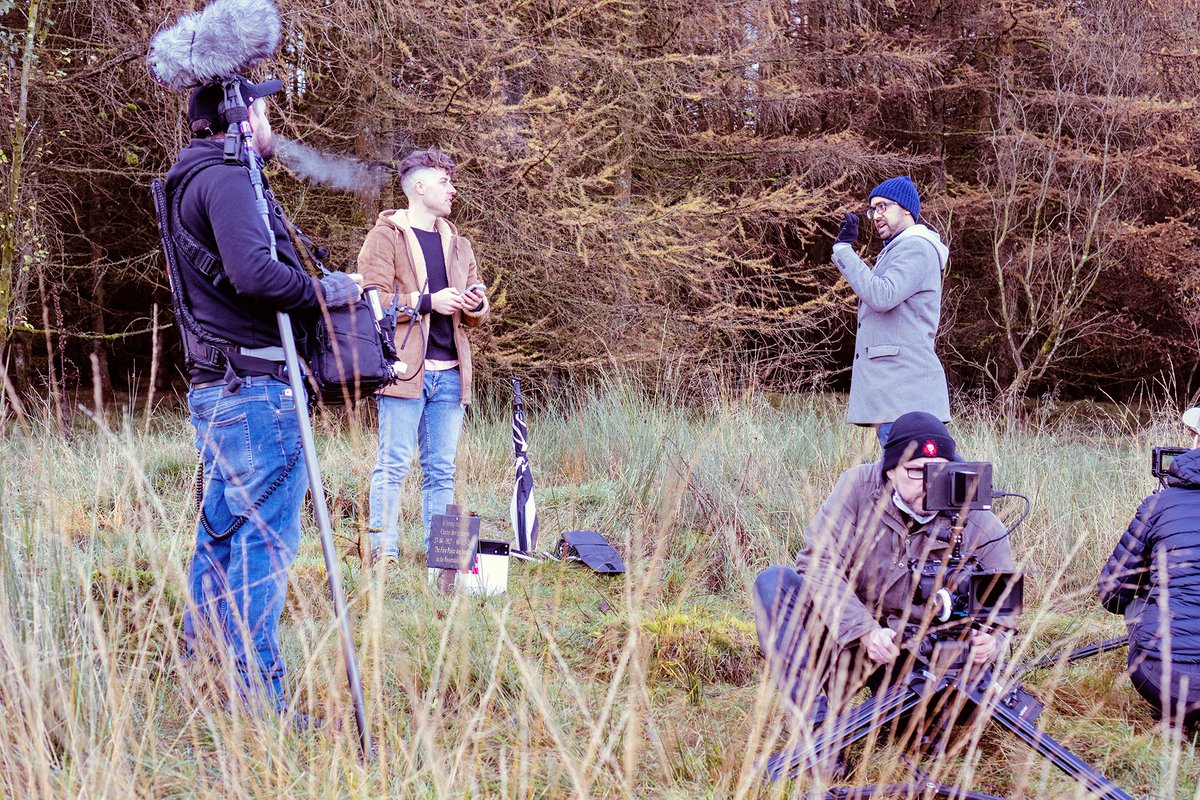 MIDDLEMEN tweet media