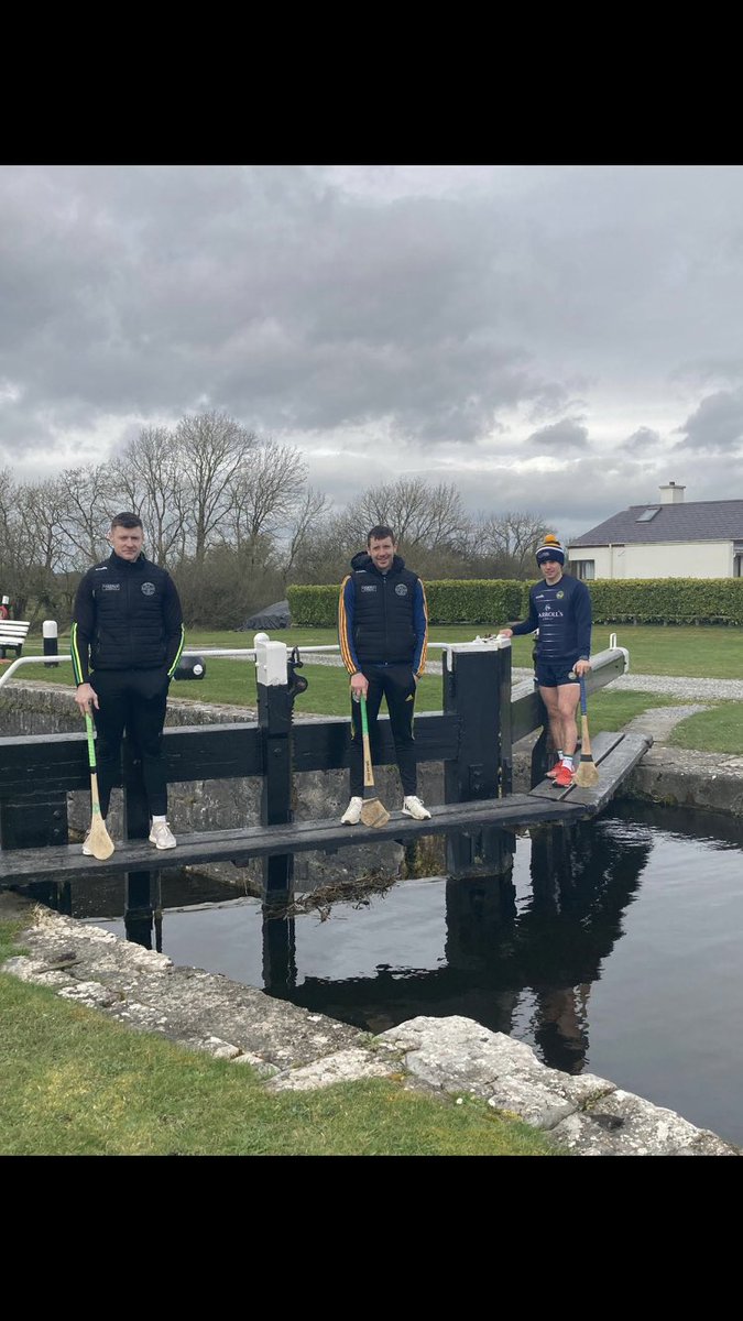 DNally23's tweet photo. 5km Grand Canal Walk ✅ Thanks to everyone for their donations to all walkers - 180K is unbelievable @belmont_gaa @Offaly_GAA https://t.co/hrzMlsHEpT