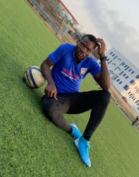 Olarotimi01's tweet photo. The Hard Work Never Stops!!!
⚽🏃✍️📗💪 https://t.co/jLIEqNVtOE