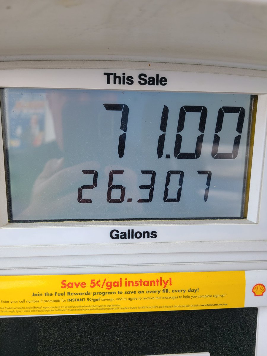 realAUBrandon's tweet photo. So it cost me $25 more to fill up my truck now than it did in December. Now add that to my wife's car and my son's car. That's $75 a week, $325 a month, $3900 more a year for typical travel. So Biden has taken right at $4000 a year from my family just in gasoline costs. https://t.co/HnU7RuZtZk