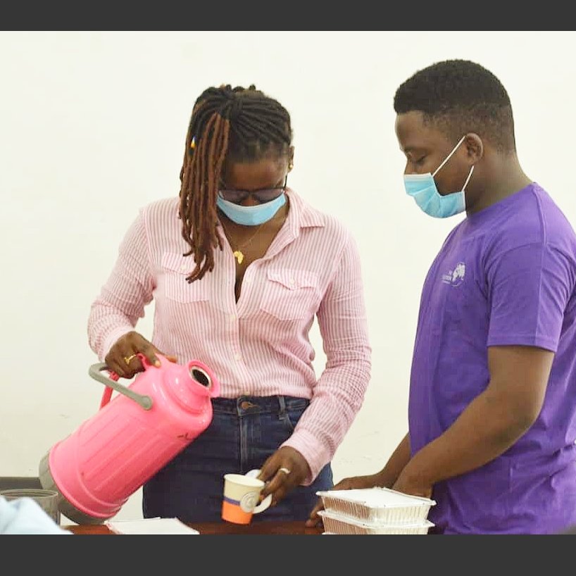 ChauremboFood's tweet image. Happened today.  Serving breakfast for #ArduinoD21 Arduno Day 2021 #TMEEducation Tanzania. with TME Education Ambassador in Tanzania @ndembo255