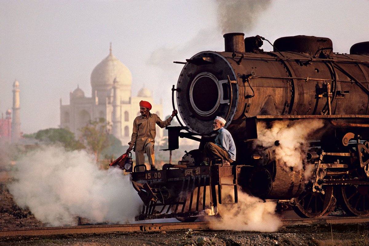 mrfidalgo's tweet photo. Steve McCurry’s journeys on the Indian railways
“The station is a theatre, and everything imaginable happens on its stage. There is nothing the trains haven’t observed.” 
© Steve McCurry
#Photography @McCurryStudios
https://t.co/OMtO6go1ME @indep_photo https://t.co/2UOKIgbAWj