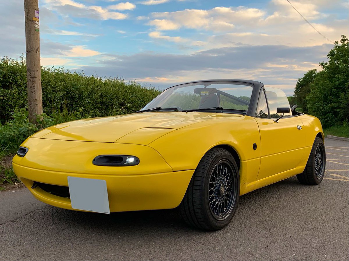 _ashfreeman's tweet photo. @Mazda_UK My ‘94 NA just after its re-spray💛 https://t.co/32XPr0rSm1
