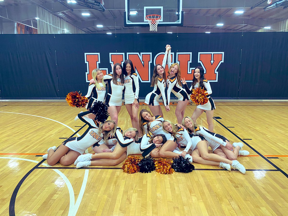 CheerLinsly's tweet photo. don’t forget to come out and support the cheerleaders one last time! field house @ 7 🧡🖤 https://t.co/MEvly1aTmn