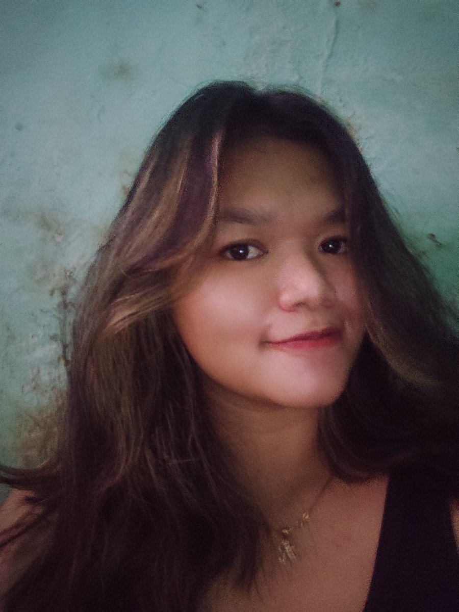 TIANAK211's tweet photo. Malam minggu gue dirumah aje dah . https://t.co/y88u3OeGbf