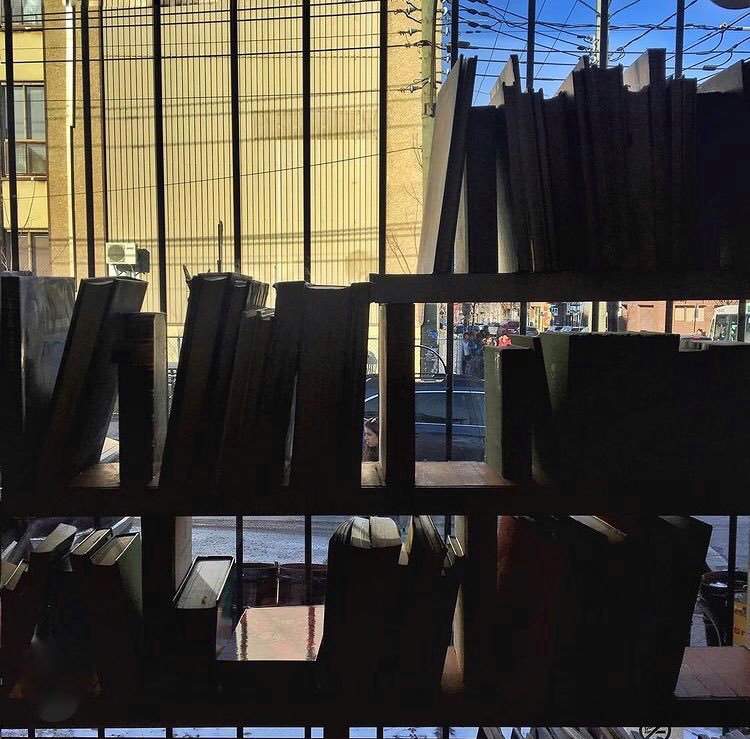 Le Café Arts dans le Mile End ferme après plus de vingt ans. Une augmentation de loyer de 40%.
Les élus à l’assemblée nationale doivent agir à mettre fin à cette pratique.
#polqc #AssNat