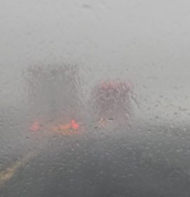 _ArriveAlive's tweet photo. How Can Truck drivers best prepare themselves for Driving in Heavy Rains and Bad Weather? 

https://t.co/a76eERi45j #ArriveAlive #WetWeather https://t.co/1B55QpiDyc