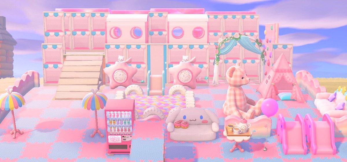 KenzoCrossing's tweet photo. The inspo vs. the build 🎀 https://t.co/oEEcwZiqbC