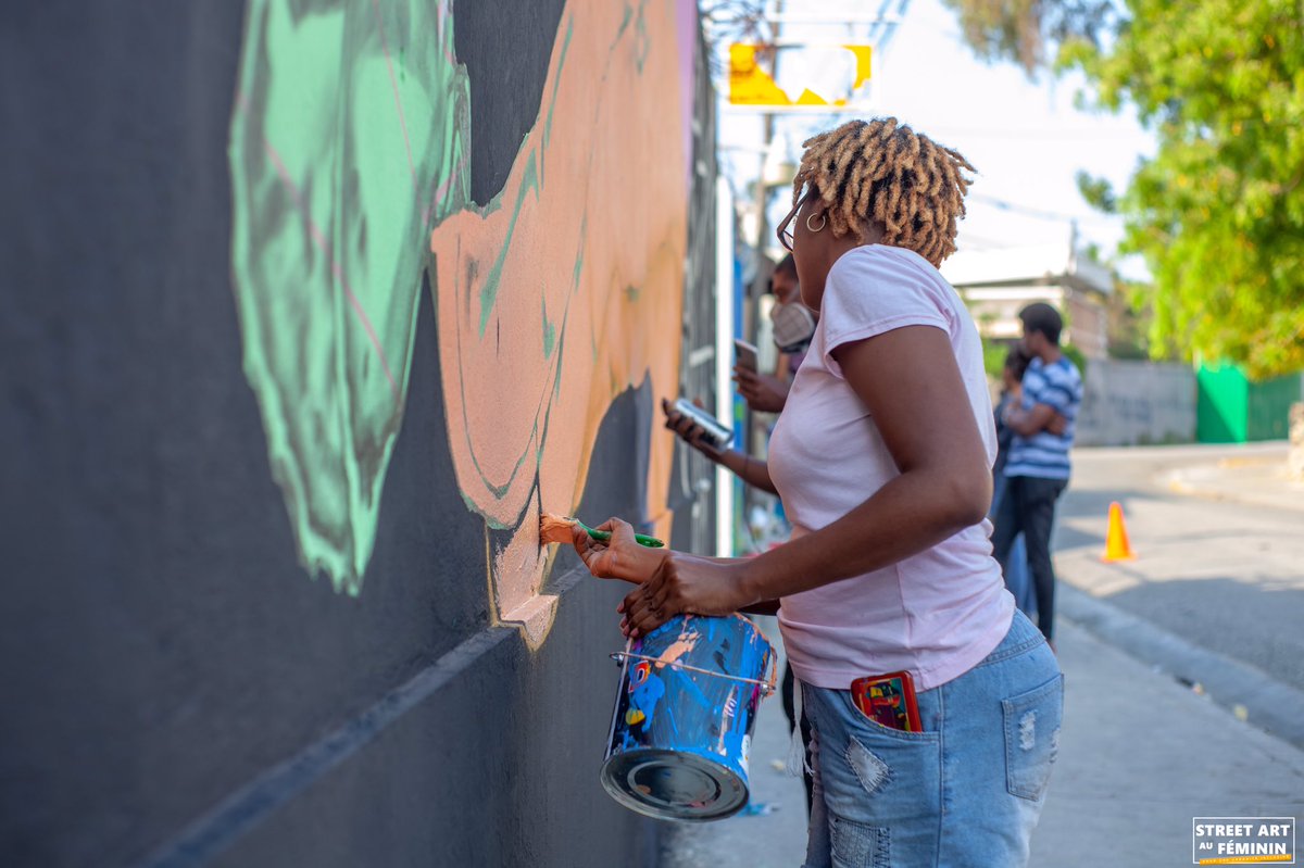 pierresaintwid's tweet photo. Merci à nos talentueuses jeunes femmes qui contribuent a #streetartaufeminin,merci en particulier à nos partenaires qui ont permis de les accompagner et les révéler au public.
@AmbCanHaiti @MatparHaiti #odepeint
#womenwall #graffitiwall #StreetArt #festigraffiti #cpauac https://t.co/JHuPBPCTzp