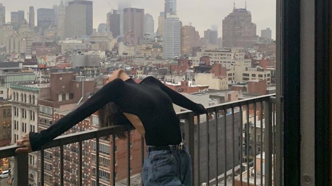 คำในโควท. tweet media