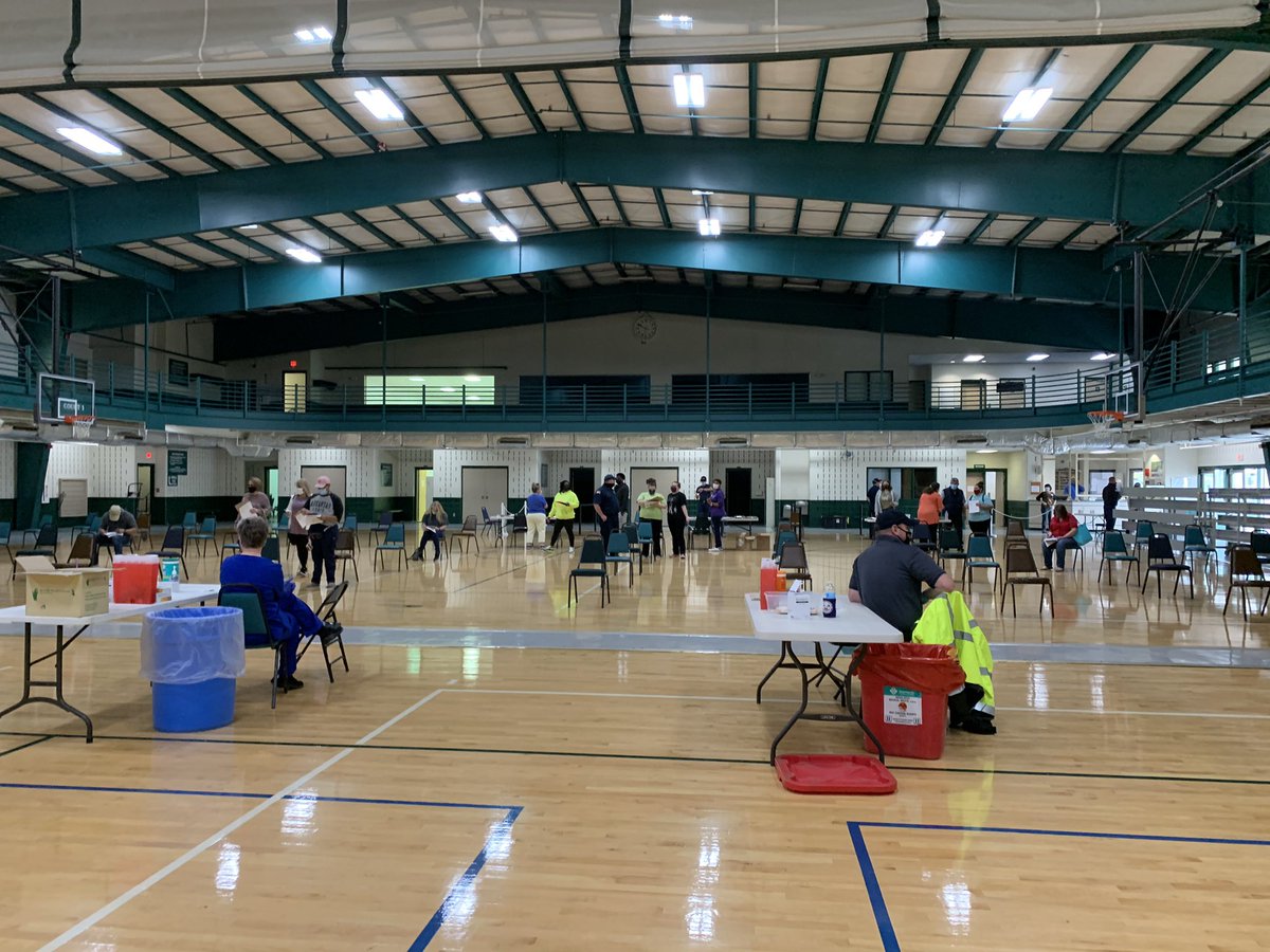 In Conway at Don Owens sports complex. It’s almost empty 

Doing Pfizer vaccines for *anyone* who walks up until 5pm! (No questions asked)