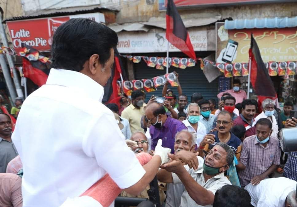 PandianA20's tweet photo. கொளத்தூர் ♥️🖤🌄🙏 #ByeByeAdimai https://t.co/FTNZLWCbWA