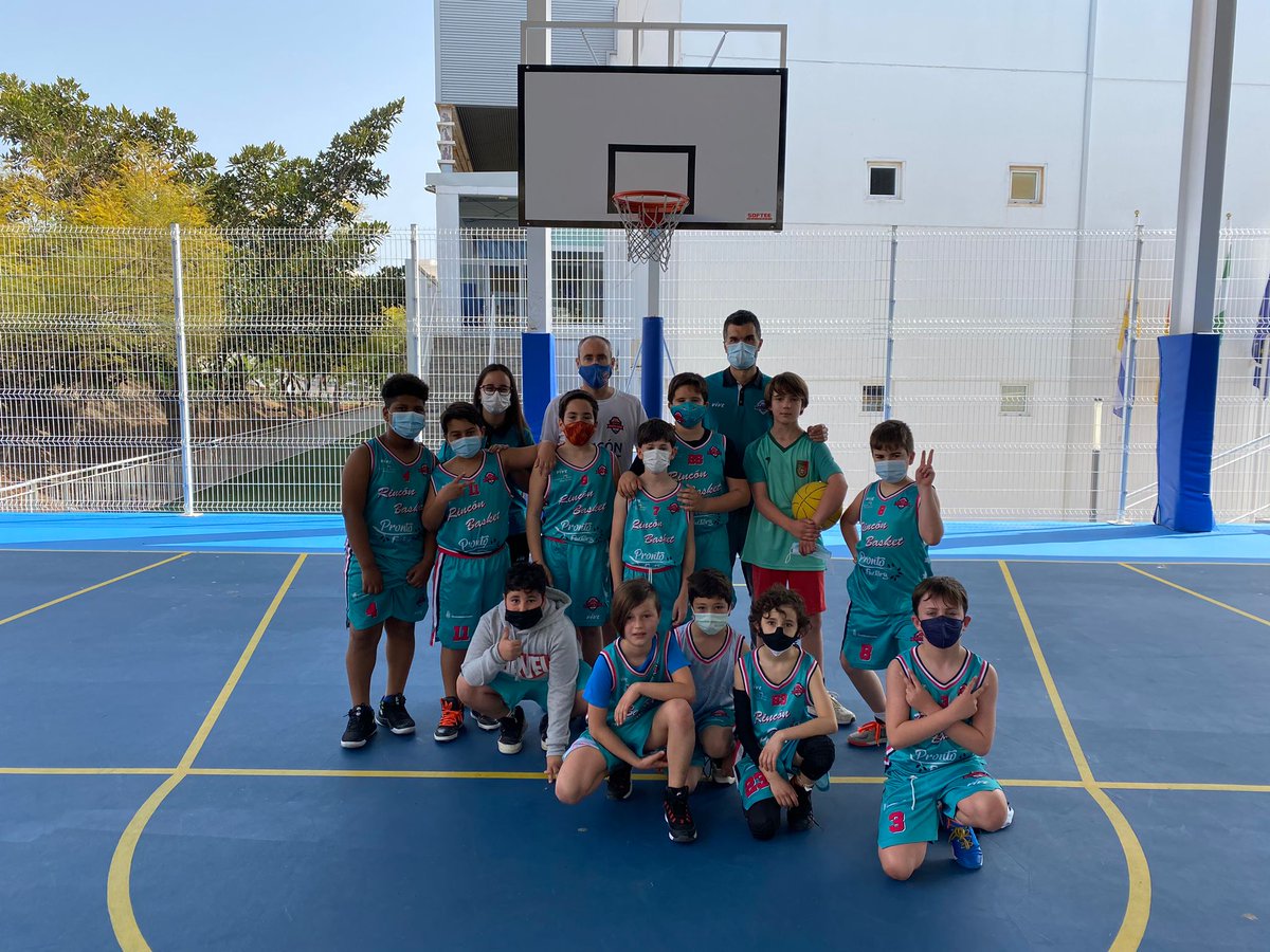 RINCONBASKETCL1's tweet photo. Mini masculino:
Rincón basket "Pronto Factory" 40
EBG 80
Gran partido el de nuestros minis esta mañana. Hay que estar muy contento con el gran avance en juego individual y colectivo. Se han visto momentos de juego de gran calidad y concentración 🏀🏀🏀
#superación
#GoRBC https://t.co/5dthbAmhyQ