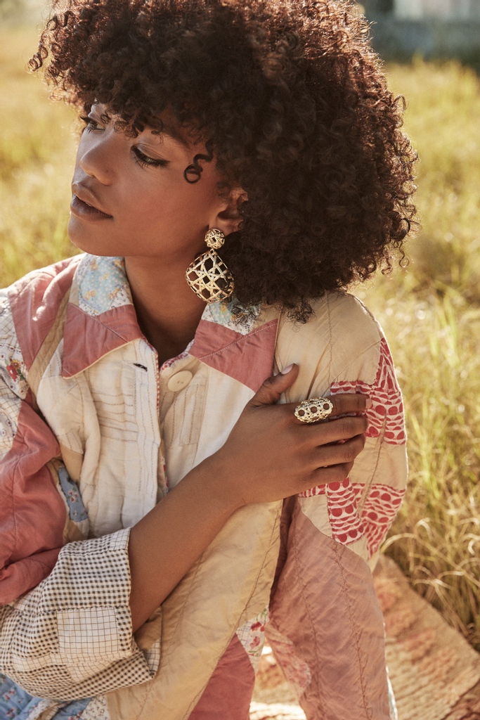 Today and tomorrow only, give back by shopping in-store @kendrascott and mentioning Animal Justice League at checkout OR shop online and enter the code GIVEBACK-0YV4, and 20% of your purchase benefits the nonprofit.⁠
⁠
#citycentrehouston #giveback #jewelry #shopforgood