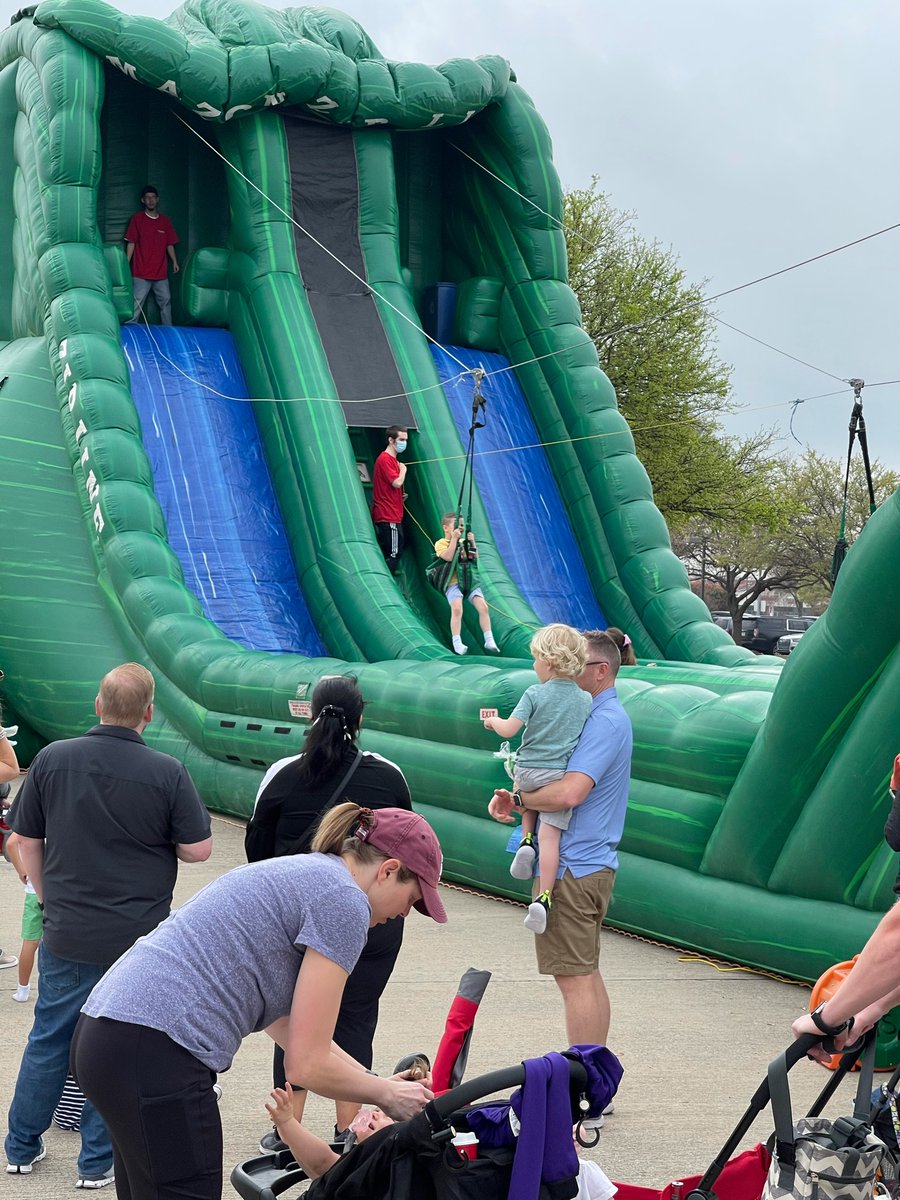 mikebusterxp's tweet photo. It’s happening!  Come and join us at @prestonwood Plano.    Easter Family Fun Day!! @psosports https://t.co/4EHQ6yiM2t