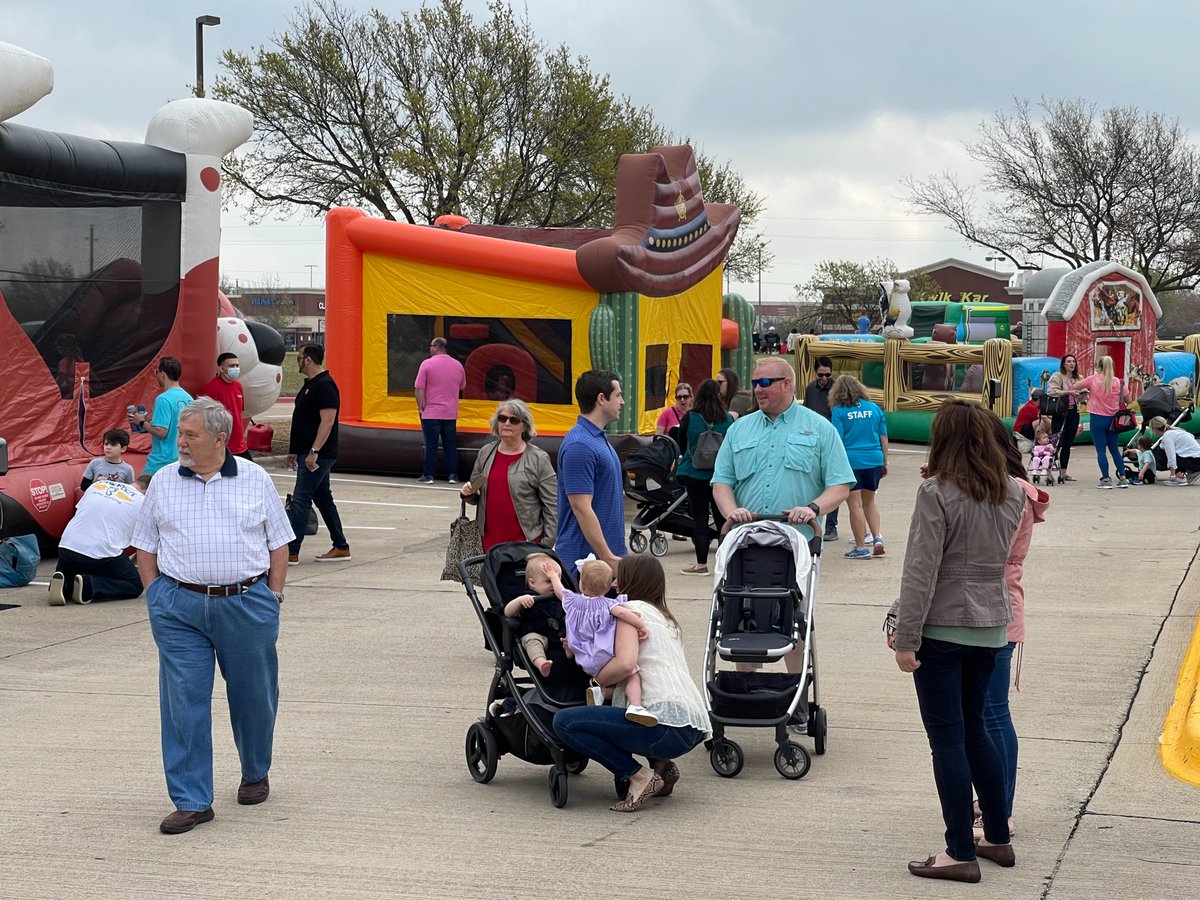 mikebusterxp's tweet photo. It’s happening!  Come and join us at @prestonwood Plano.    Easter Family Fun Day!! @psosports https://t.co/4EHQ6yiM2t