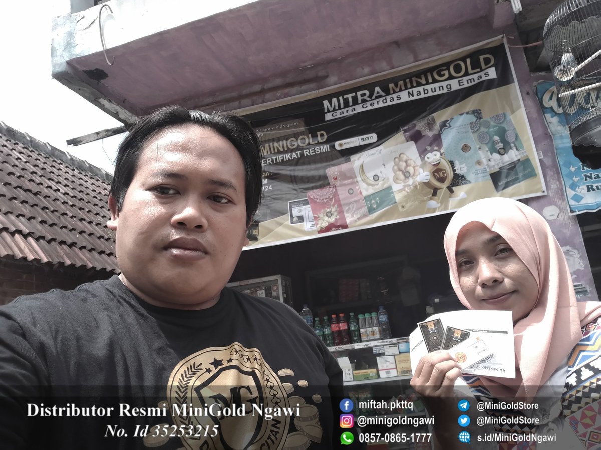 MiniGoldStore's tweet photo. Mbak Erna, aktifitasnya berdagang, beliau ini salah satu Mitra MiniGold  kami, bergabung dgn MiniGold karena ingin Nabung sambil Syiar Emas.

Yuk Dapatkan MiniGold di Mitra Resmi MiniGold ya Gaes

@MiniGoldID @EdiMahaMG @BangEdiMiniGold @Promo4UMKM https://t.co/upmAI1bL3N