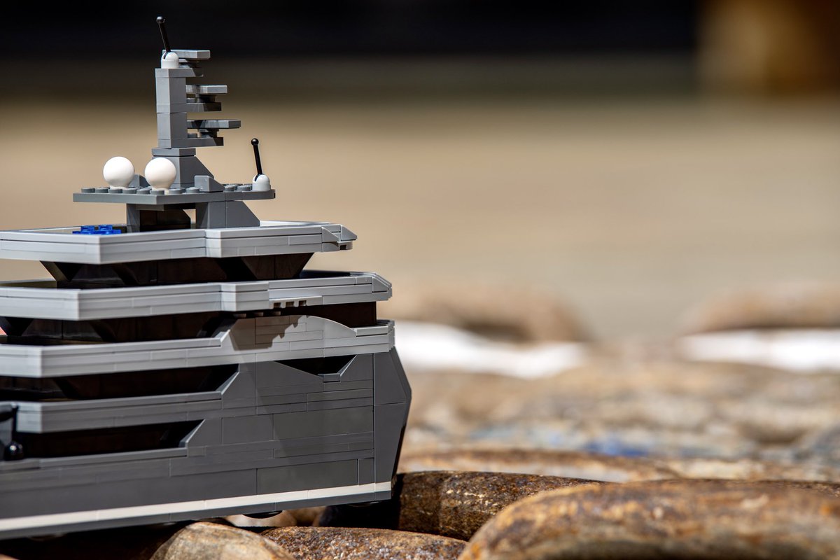 Very special: The LEGO model of MY RAGNAR!

Build out of 656 pieces of LEGO - 180 times smaller than the real version.

The LEGO model of Ragnar also includes her custom Ribeye tenders, BigBo and a helicopter.

#ProjectRagnar #Ragnaryacht #ICONYachts #ICONic #LEGO #LEGOYacht