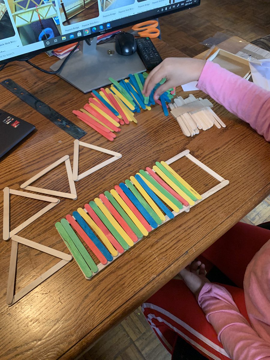 ShellyeShellye's tweet photo. @RyersonDayCamps #eurekaweekend She had fun building the bridge https://t.co/G2HkxQYL2R