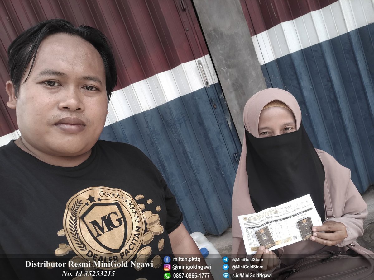 MiniGoldStore's tweet photo. Mbak Lina, aktifitasnya berdagang, beliau ini salah satu Mitra MiniGold  kami, bergabung dgn MiniGold karena ingin Nabung sambil Syiar Emas.

Yuk Dapatkan MiniGold di Mitra Resmi MiniGold ya Gaes.

@MiniGoldID @EdiMahaMG @BangEdiMiniGold @Promo4UMKM https://t.co/lgx7zcDEvn