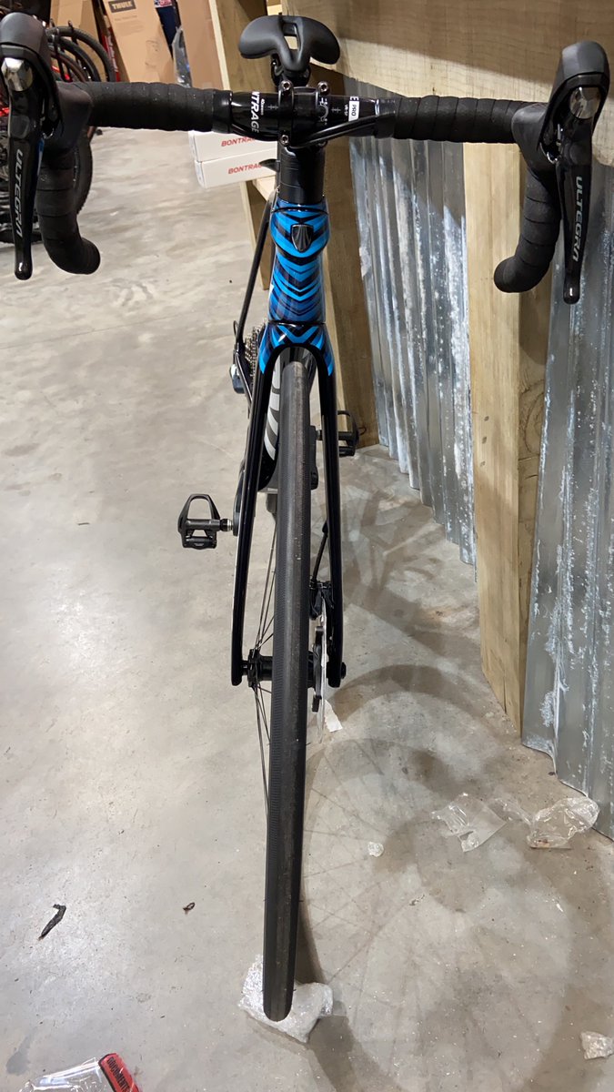 JessicaNotzing1's tweet photo. Today, I have done it ππ» And the new bike has arrived.
Meet Eva the Emonda, sheβs as badass as her owner.
Thanks to all the tweeters that encouraged me and @RideBikesWales for the expertise
#newbikeday https://t.co/urndQQ6lh3