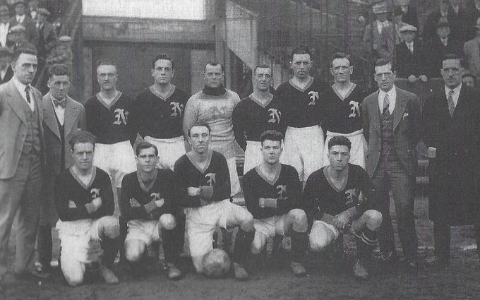 Steve1T's tweet photo. #ASL100TH: #OnThisDay in 1927 – Hosts #NewarkSkeeters, of #AmericanSoccerLeague, handed 
@Nacional its 1st loss of its North American tour, 1:0, at Davids’ Stadium (now Ruppert Stadium). Renfrew’s 2nd half goal was the winner, but crowd riots cause game to be abandoned. https://t.co/5e6WVQv82w