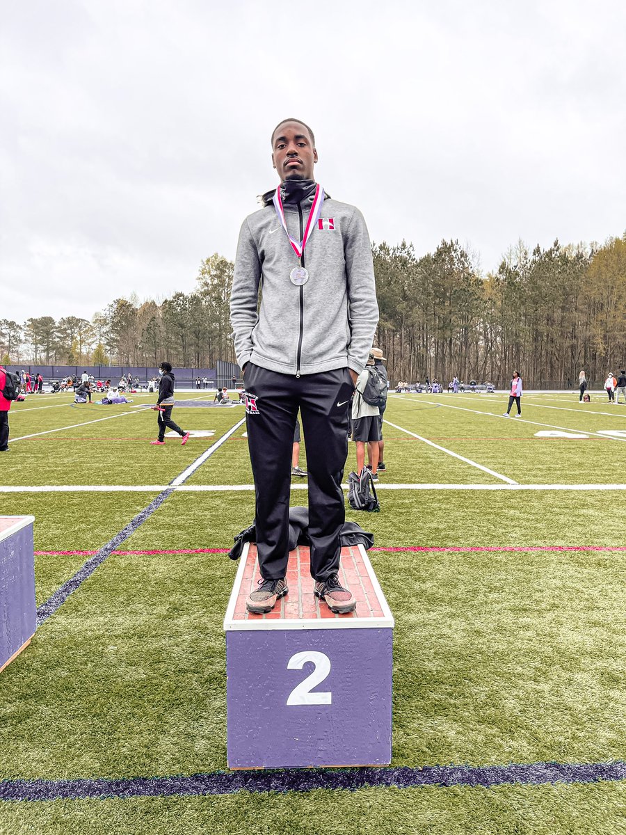 HillgroveTFXC's tweet photo. 🚨 Jalen Royals finishes 2nd in the boys high jump at the Cobb County Championships! #ConsistentToGreat https://t.co/tJ19x0NdqT