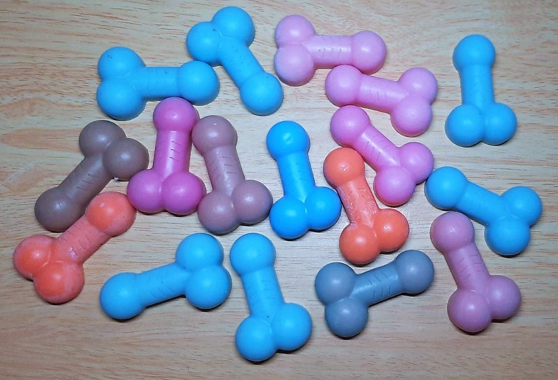 BoxOlives's tweet photo. Excited to share the latest addition to my #etsy shop: Adult novelty mini willy penis soap SLS free, hand soap, willy soap x4 https://t.co/CKbM0gefJ6 #bridalshower #valentinesday #noveltysoap #jokegift #designerfragrance #naturaloil #18plusfun #slsfree #handpoured https://t.co/eAWcAFIJbK