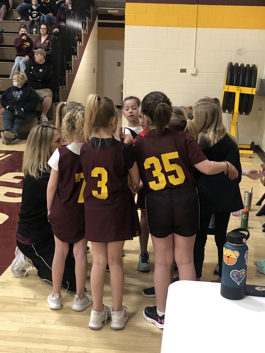 SpoilersGirls's tweet image. 1st Tournament for these Lil Spoilers!  Fun to See Them Hit It For the 1st Time!  👊🏀#CelebrateTheSmallStuff #RoundBallFun