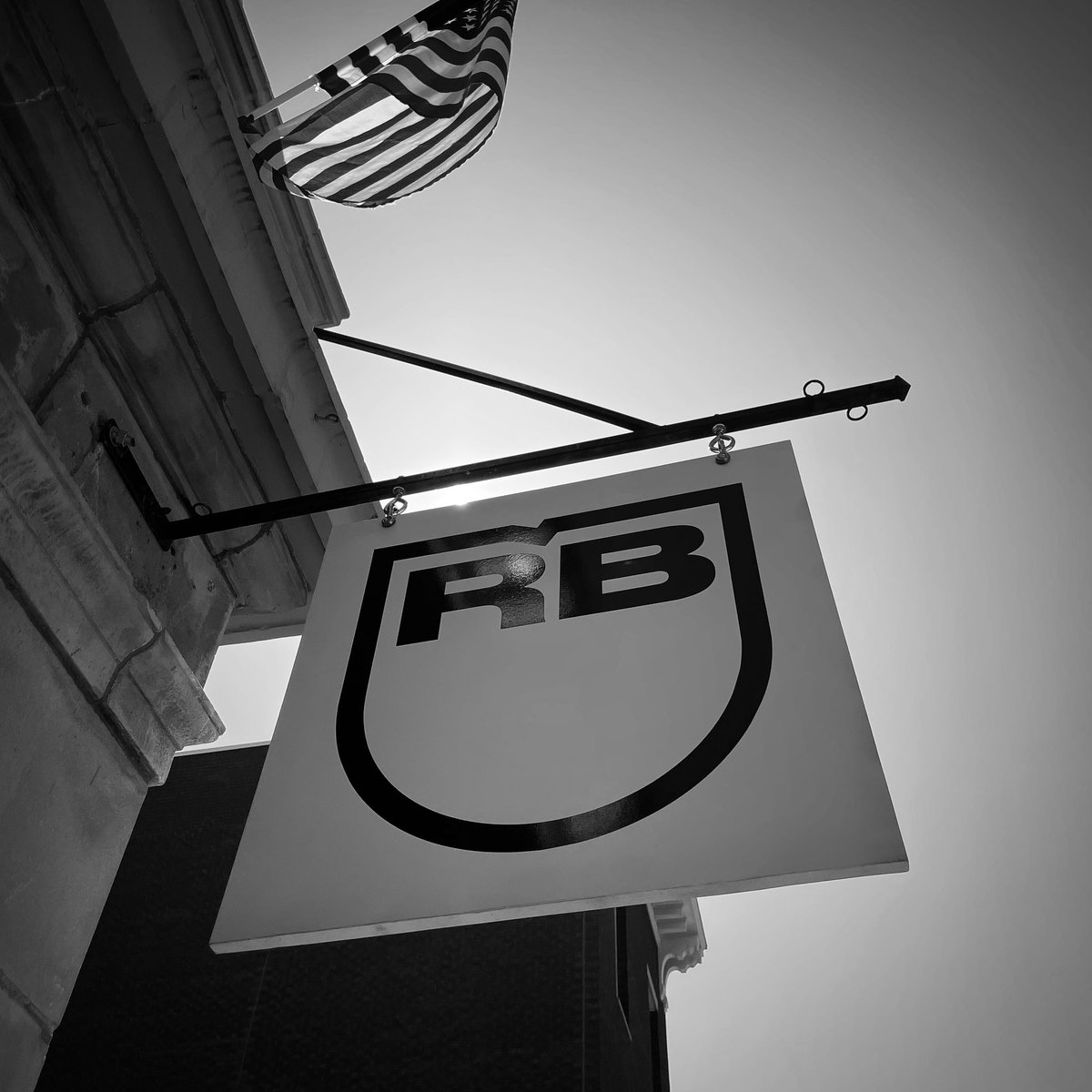 rb_barbell's tweet photo. 👀 New signs!

#RB https://t.co/GfQEqIrPnW
