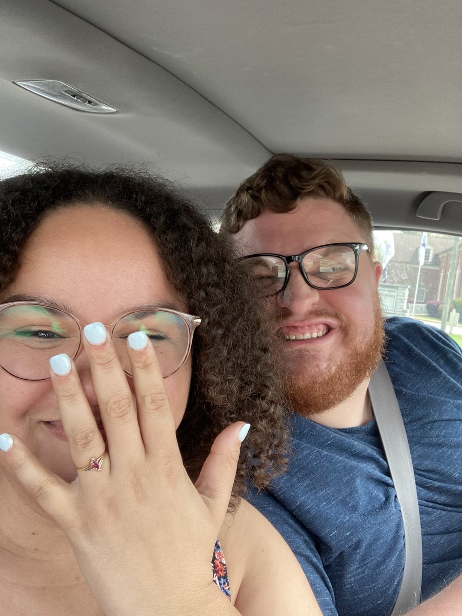 _lavenderica's tweet photo. aaron &amp; i are getting married!!!!! https://t.co/YInam1Kmeh