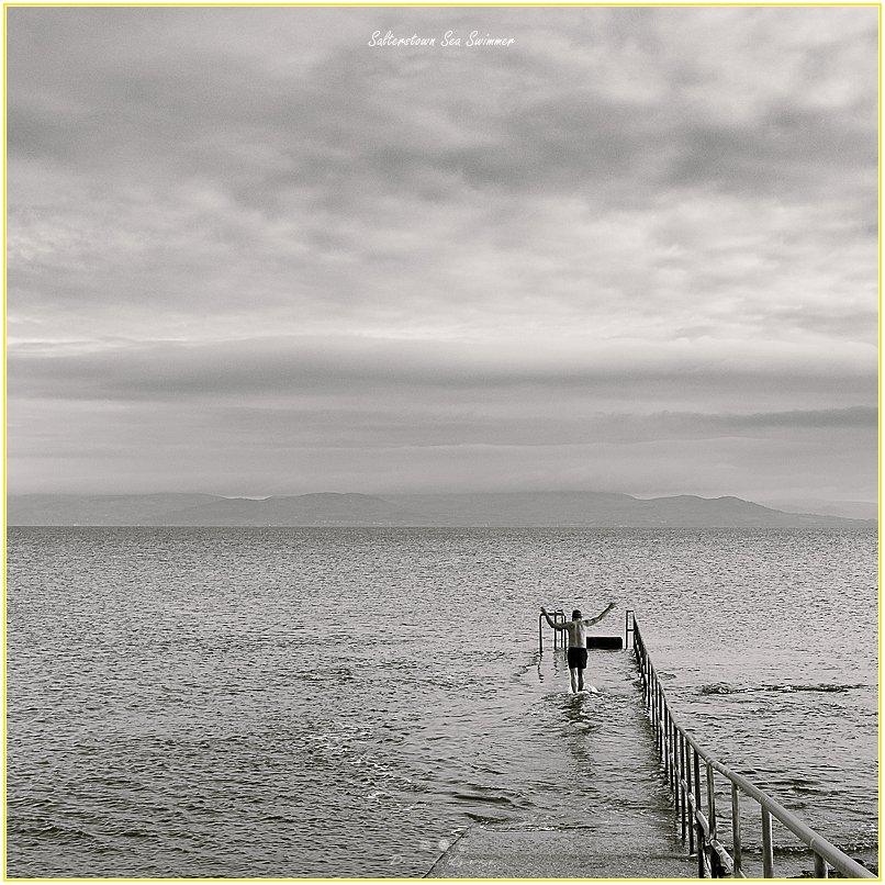 Davey_Lyons's tweet photo. Sea-swimmer at Salterstown
@sweetpmac @swimireland @OpenWaterNews #vitaminsea #printexpresssnaps #seaswimming https://t.co/vbIimfJJjo