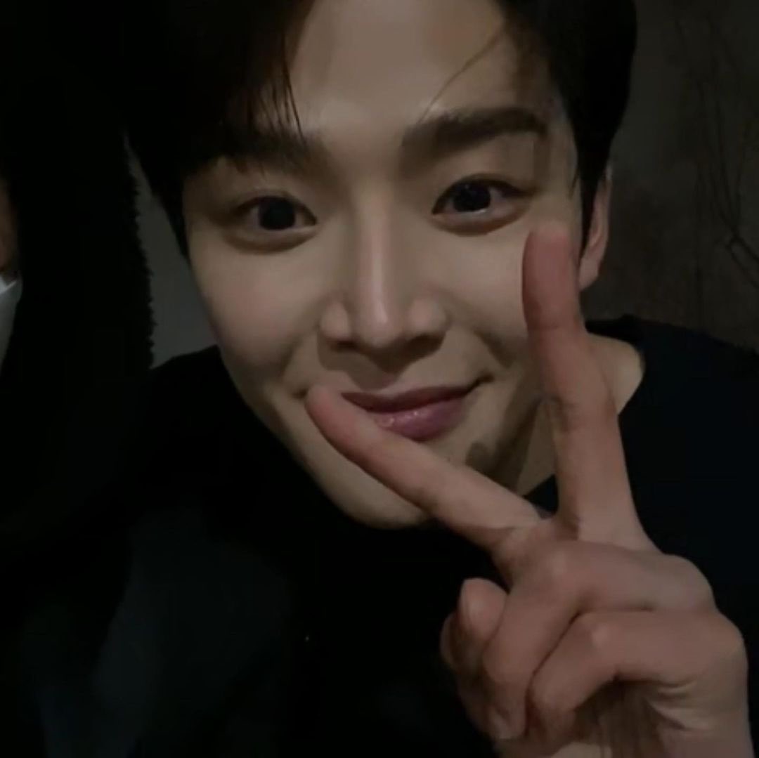 rowoon pics #sf9 (@krwpics) on Twitter photo 210327 botton__ instagram update
🔗 instagram.com/p/CM6ZxGQJHxF/…
#로운 #ROWOON #SF9 <a href="/SF9official/">SF9official</a> 210327 botton__ instagram update
🔗 instagram.com/p/CM6ZxGQJHxF/…
#로운 #ROWOON #SF9 <a href="/SF9official/">SF9official</a>