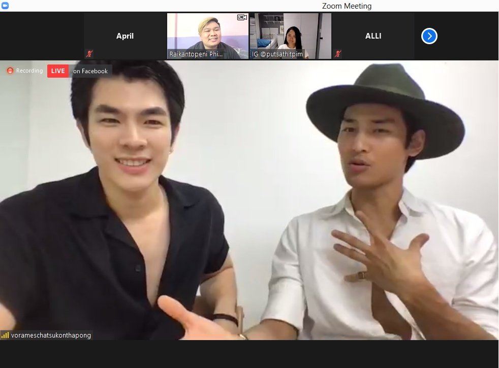 Nnatamile's tweet photo. Another memory has been made💚 and i hope i will meet them in the future again💚😊
.
anywah their reaction on the last screenshot are gold🤣 i took it in the right time😌
#Nnattawin #MilePhakphum #GreenyRose #Apocollegues #MileApo #KinnPorscheTheseries #RLXFirstMeetWithMileApo https://t.co/TVsYxMymdp
