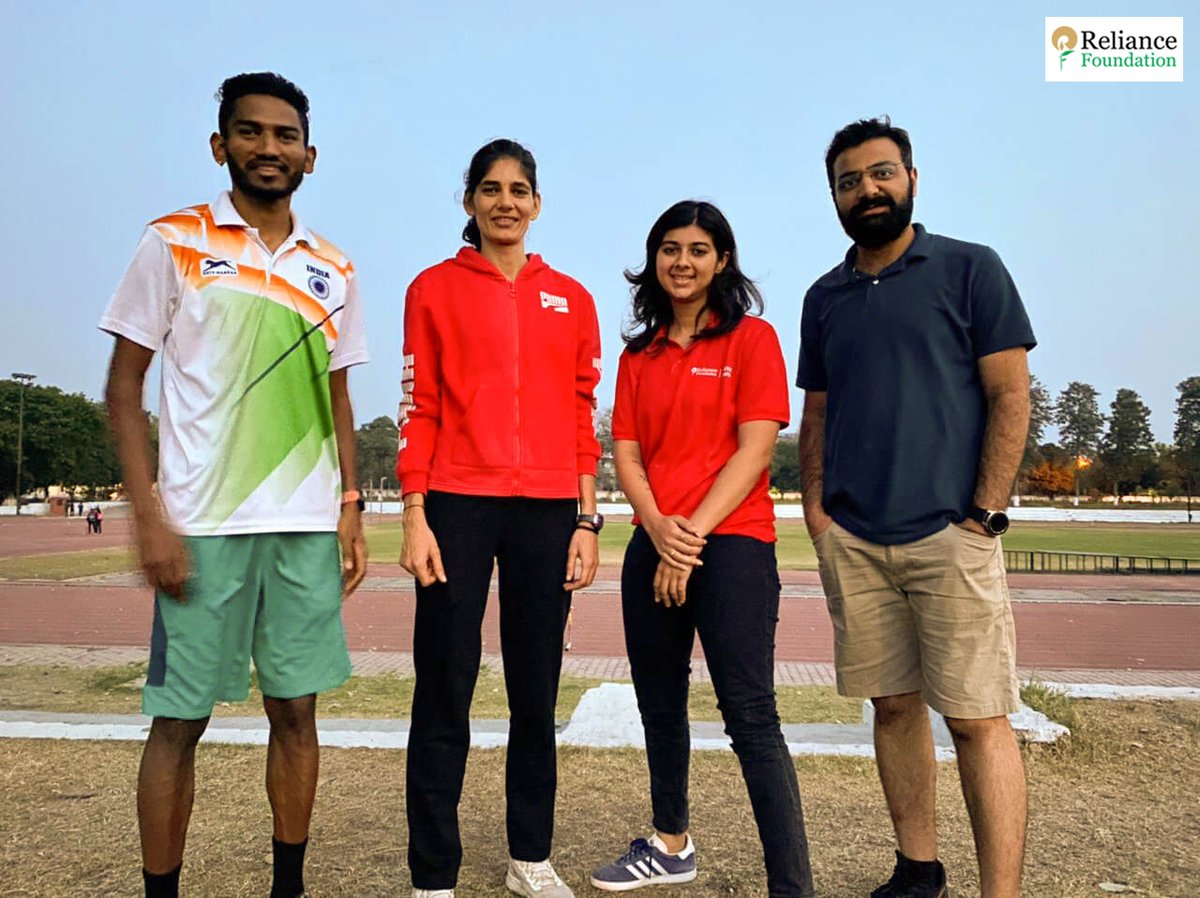 RFYouthSports's tweet photo. The Sports Science & Medicine Team from @RFhospital was instrumental in preparing athletes for the 24th National Federation Cup Senior Athletics Championships 2021.
@afiindia
#rfys #reliancefoundation #rfhospital #federationcup #nationalfederationcup #athletics #sportscience https://t.co/0KbDceDFqQ